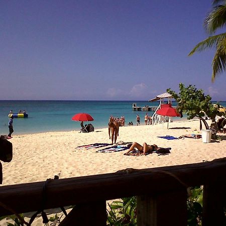 Ocean View Montego Bay Apartment Eksteriør billede